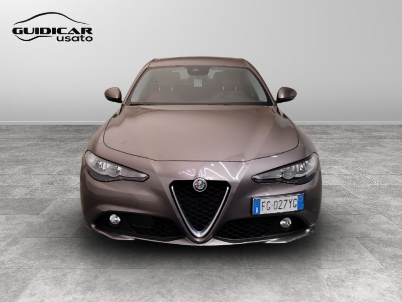 GuidiCar - ALFA ROMEO Giulia 2016 Giulia 2.2 t Super 180cv Usato